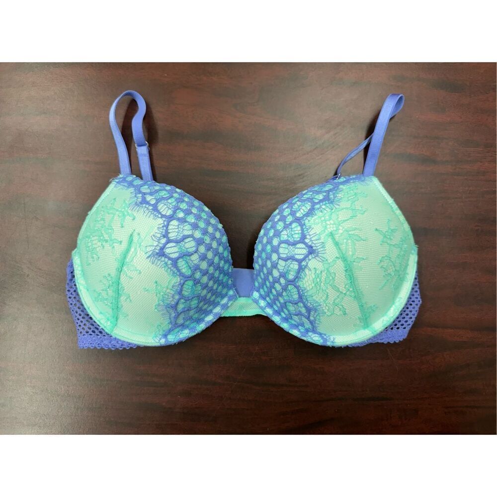 Victoria's Secret Blue and Green Lace Bra